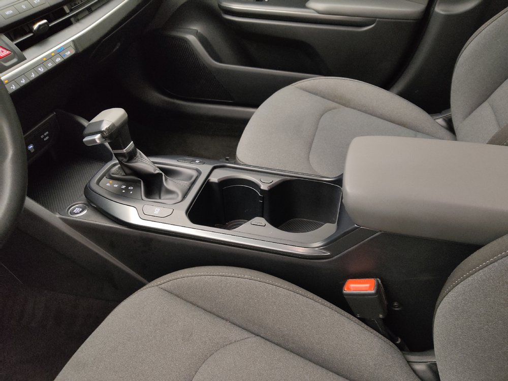 Used 2025 Kia K4 FWD image 26