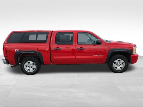 Used 2010 Chevrolet Silverado 1500 LT w/ Power Pack Plus AWD/4WD image 5