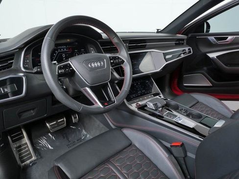 Used 2021 Audi RS 6 w/ Carbon Optic Package AWD/4WD image 4