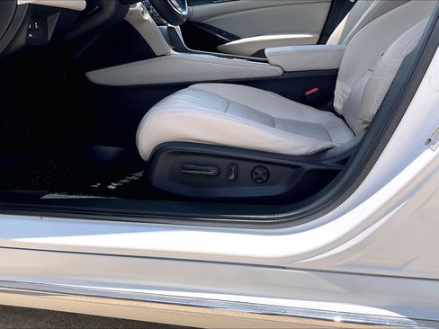 Used 2021 Honda Accord Touring image 37