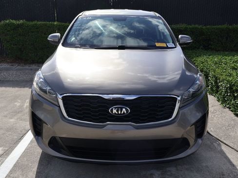 Used 2019 Kia Sorento FWD image 5