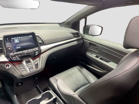 Used 2024 Honda Odyssey Sport image 23