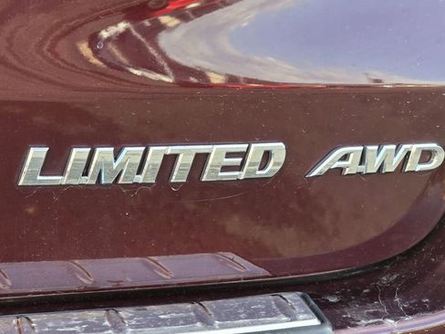 Used 2017 Toyota Highlander Limited image 31