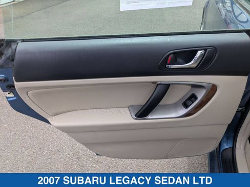 Used 2007 Subaru Legacy 2.5i Limited AWD/4WD image 27