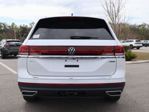 New 2026 Volkswagen Atlas SEL image 6