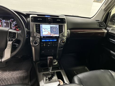 Used 2021 Toyota 4Runner Limited image 30