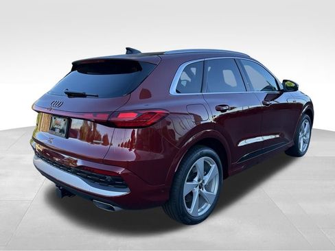 New 2025 Audi Q5 Prestige image 5