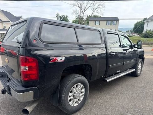 Used 2014 Chevrolet Silverado 3500 LTZ w/ LTZ Plus Package AWD/4WD image 6