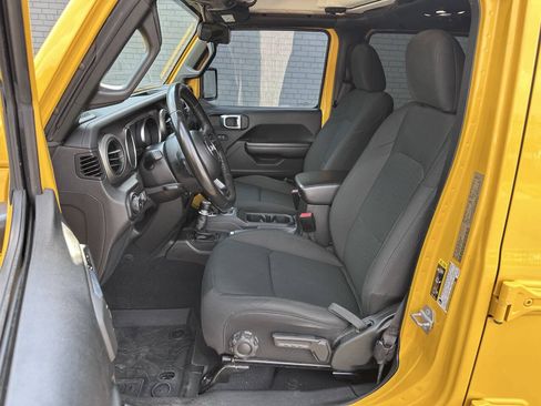 Used 2021 Jeep Wrangler Unlimited Sport AWD/4WD image 10