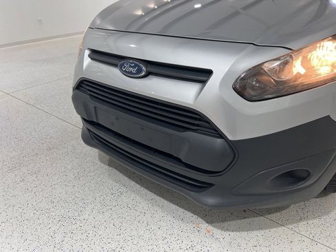 Used 2018 Ford Transit Connect XL image 24