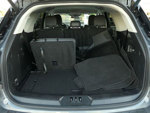 Used 2025 Ford Explorer Active w/ Active Comfort Package image 24