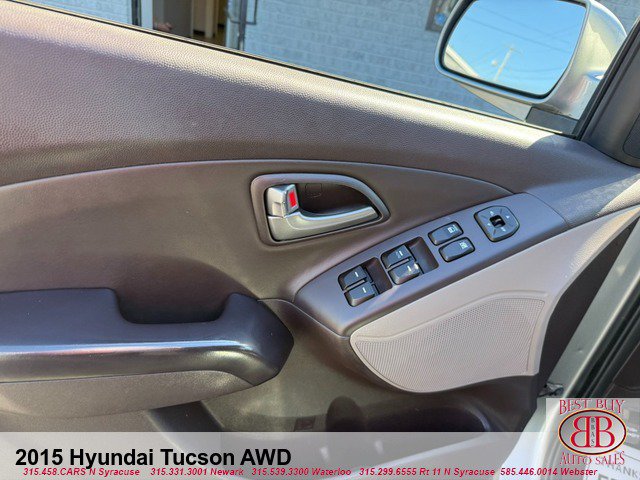 Used 2015 Hyundai Tucson SE AWD/4WD image 15