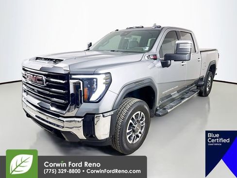 Used 2025 GMC Sierra 2500 SLT w/ SLT Premium Package image 4