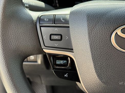 Used 2025 Toyota Camry LE image 17