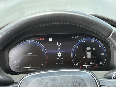 Used 2023 Toyota RAV4 Limited FWD image 13