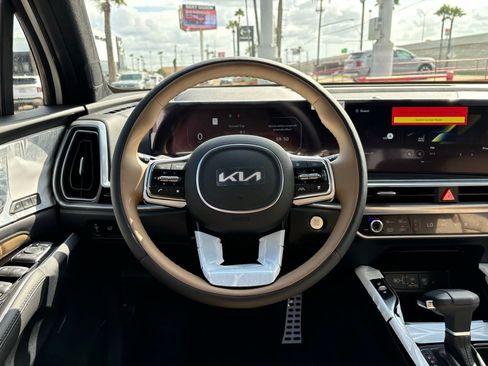 New 2025 Kia Sorento SX Prestige w/ Olive Brown Leather Package image 9