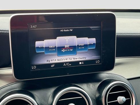 Used 2019 Mercedes-Benz GLC 300 4MATIC Coupe image 15