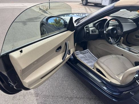 Used 2003 BMW Z4 2.5i RWD image 20