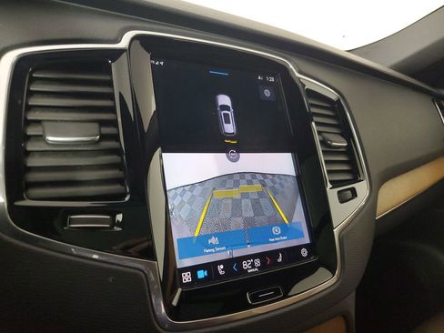 Certified 2023 Volvo XC90 B5 Plus w/ Protection Package Premier image 30