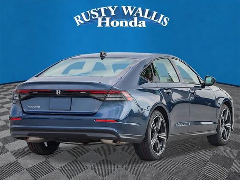 New 2026 Honda Accord SE image 2