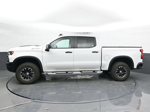 Used 2024 Chevrolet Silverado 1500 ZR2 w/ Technology Package AWD/4WD image 5