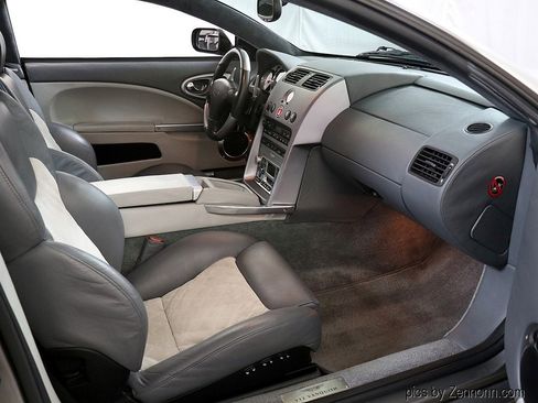 Used 2003 Aston Martin Vanquish Coupe image 39