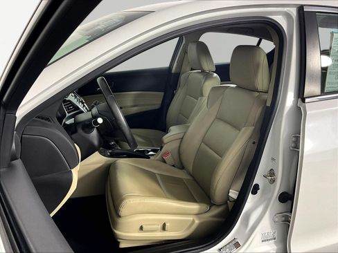 Certified 2017 Acura ILX FWD image 21