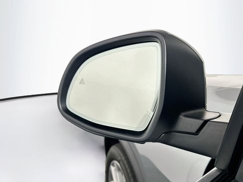 Used 2025 BMW X5 sDrive40i RWD image 16