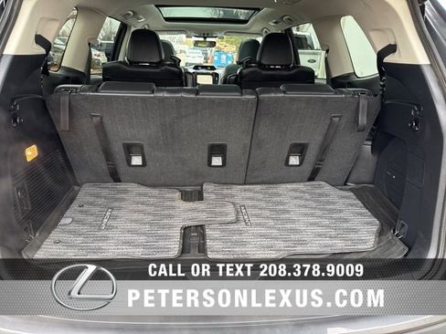 Used 2022 Subaru Ascent Limited w/ Technology Package image 21