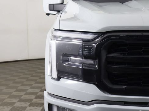 Used 2024 Ford F150 Lariat w/ Equipment Group 502A High AWD/4WD image 20