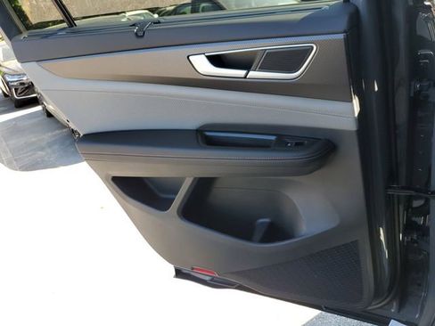 New 2026 Volkswagen Atlas Peak Edition AWD/4WD image 13