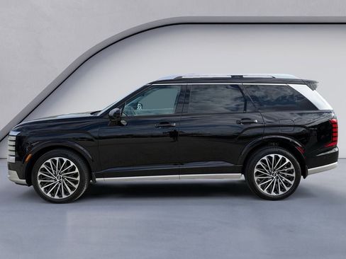 Used 2026 Hyundai Palisade Calligraphy AWD/4WD image 2
