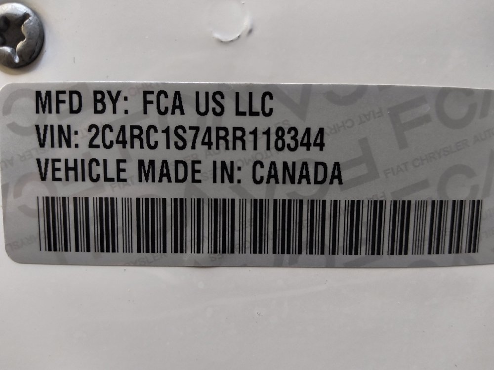 Used 2024 Chrysler Pacifica Limited FWD image 33