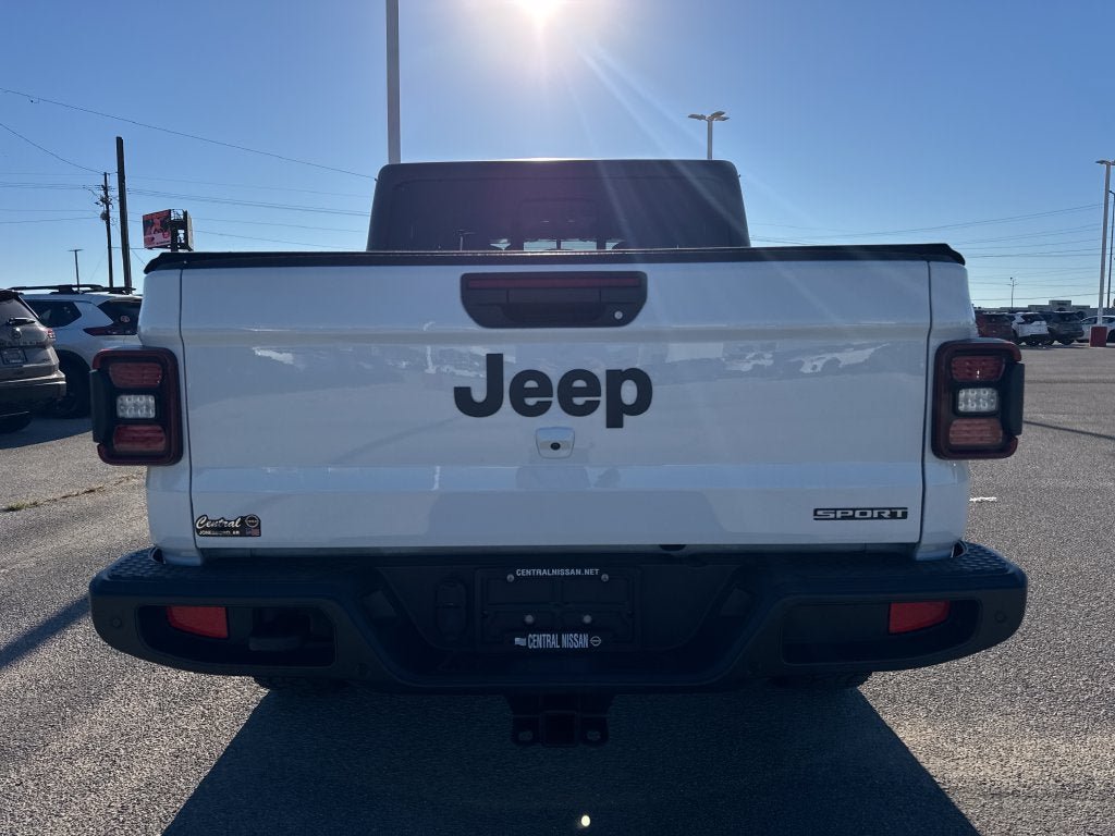 Used 2020 Jeep Gladiator Sport w/ Quick Order Package 24S AWD/4WD image 5