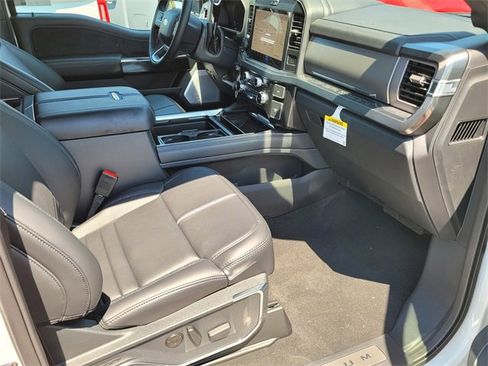 New 2025 Ford F250 Platinum w/ Tremor Off-Road Package image 15