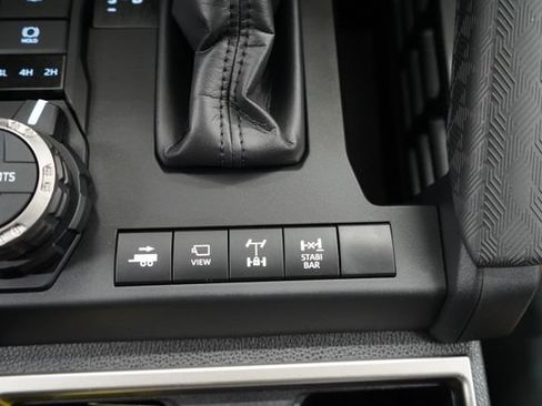 Used 2025 Toyota 4Runner Trailhunter AWD/4WD image 42