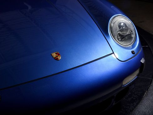 Used 1998 Porsche 911 Carrera 4S AWD/4WD image 25