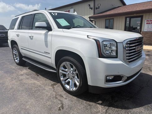 Used 2017 GMC Yukon SLT w/ Premium Edition AWD/4WD image 2