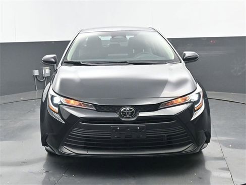 Used 2026 Toyota Corolla LE image 18