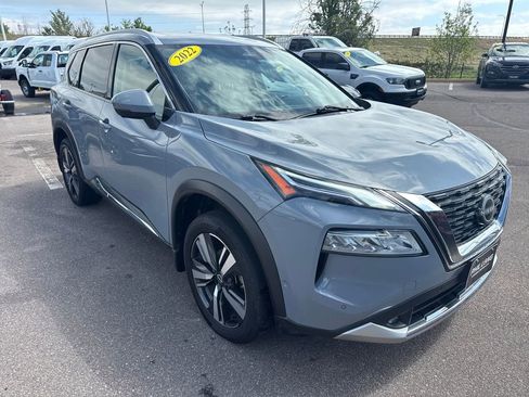 Used 2022 Nissan Rogue Platinum w/ Head-Up Display Package AWD/4WD image 7