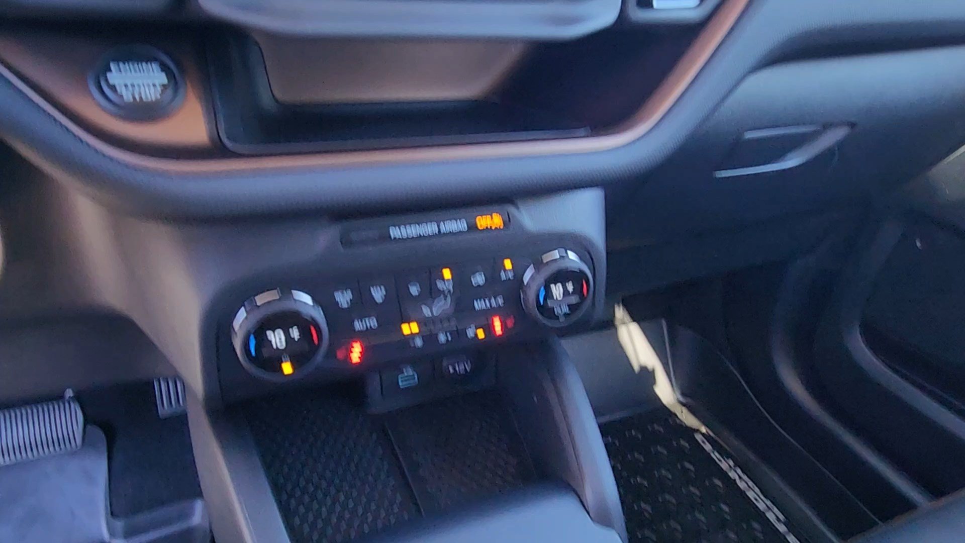 Certified 2021 Ford Bronco Sport Outer Banks AWD/4WD image 38