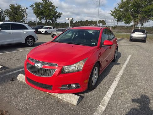 Used 2014 Chevrolet Cruze LT w/ RS Package image 2
