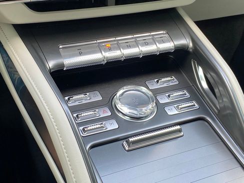 New 2026 Lincoln Nautilus Reserve image 30