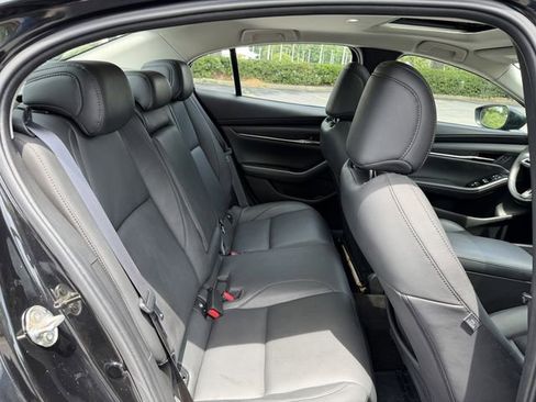 Used 2023 MAZDA MAZDA3 s FWD image 29