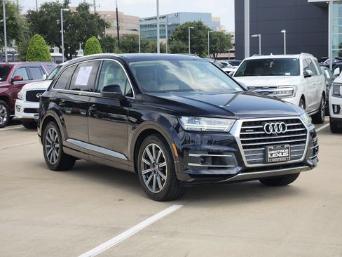 Used 2017 Audi Q7 3.0T Prestige w/ Prestige Package AWD/4WD image 3
