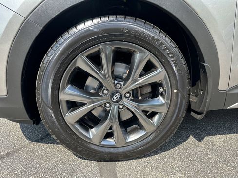 Used 2018 Hyundai Santa Fe Sport 2.0T AWD/4WD image 25