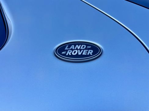 Certified 2024 Land Rover Discovery Dynamic SE image 34