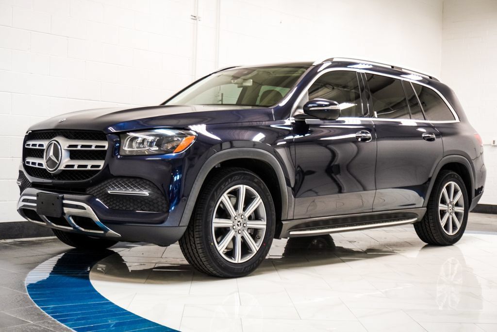 Used 2020 Mercedes-Benz GLS 450 4MATIC image 4