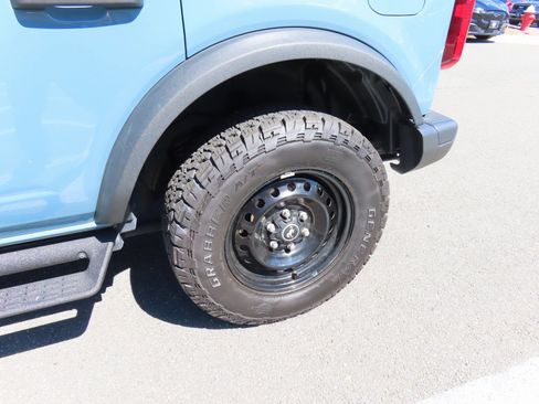 Used 2023 Ford Bronco Black Diamond image 13