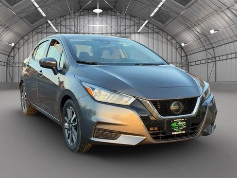 Used 2020 Nissan Versa SV image 1